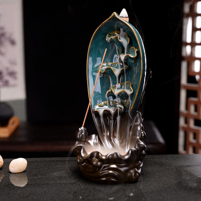 INCENSE BURNER - Lotus Moonlight Backflow | Handmade Ceramic myKyokutō