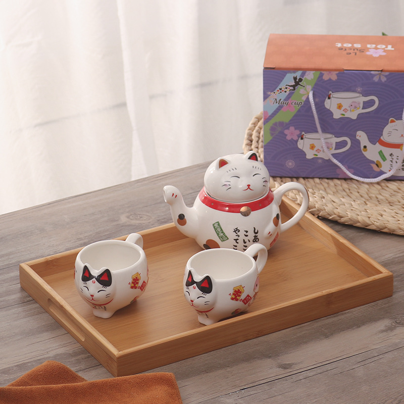 TEA SET - Japanese Lucky Cat Flower Design Set | Ceramic Wooden Plate myKyokutō